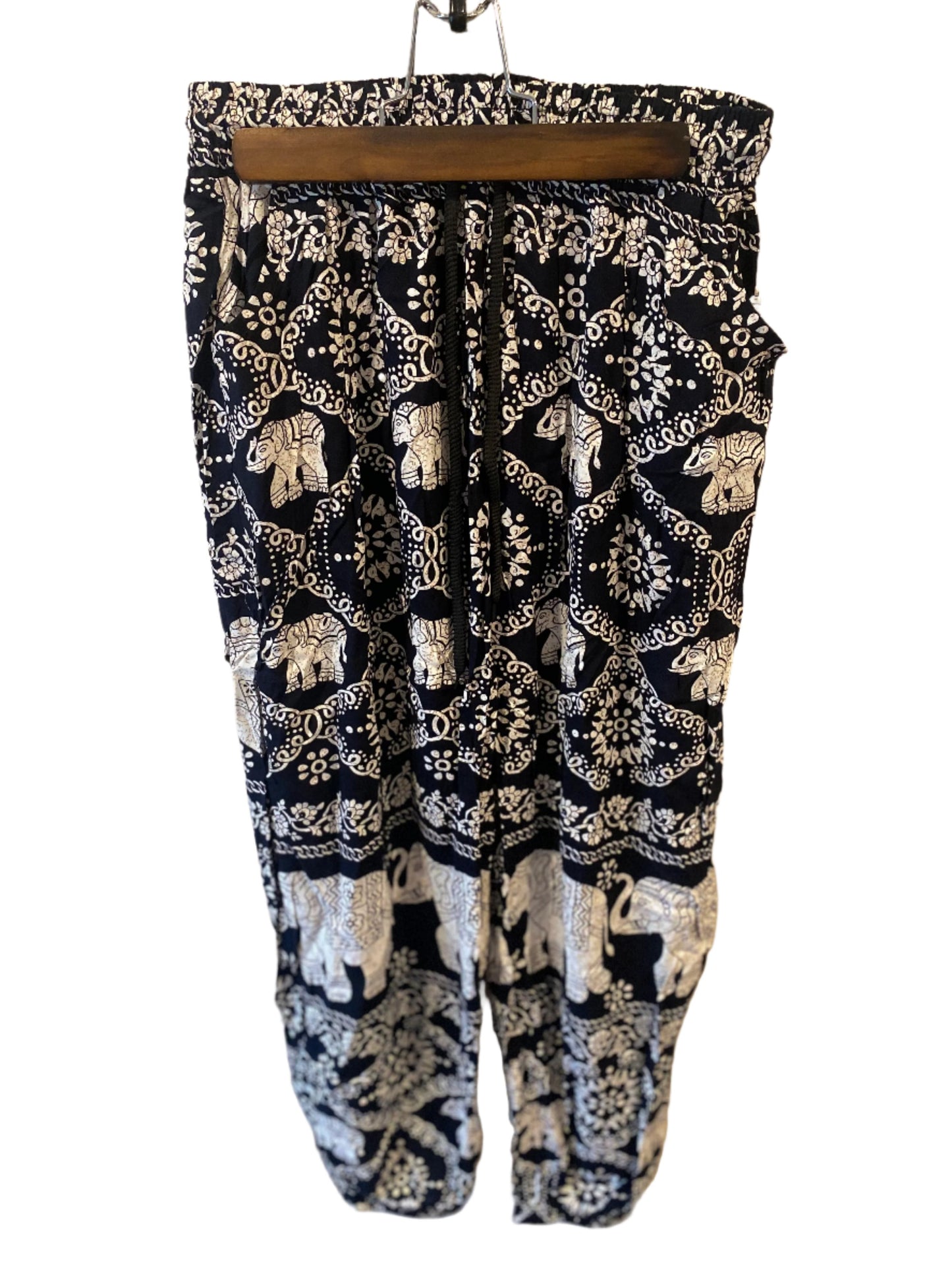 Hanging Black and White Pattern Elephant Patns